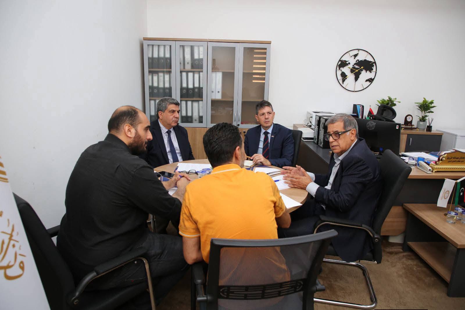 بحث آليات اعتماد الشهادات الفرنسية وتعزيز جودة التعليم في اجتماع مشترك بوزارة التربية والتعليم